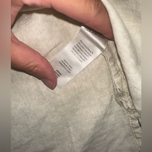 Rails Ruthie Top Sage Acid Wash NWT - Picture 7 of 11